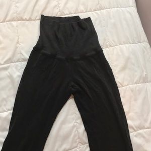 Maternity cropped leggings size SMALL